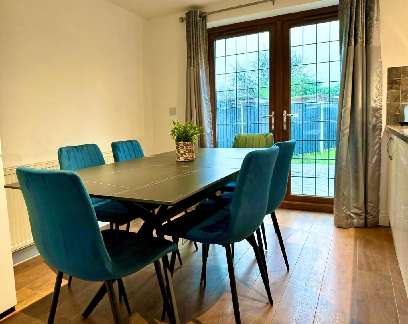 3Br House Ossett-Wakefield, Free Parking 3 Cars Wi Fi Long Stays Zewnętrze zdjęcie
