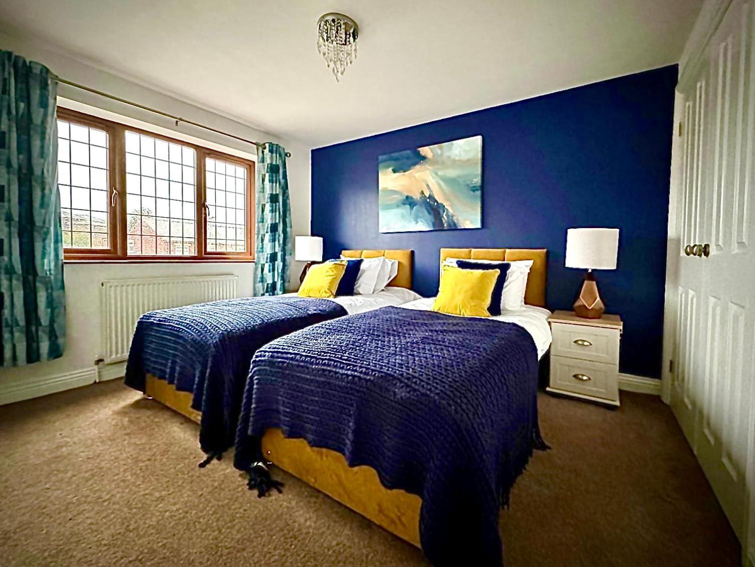 3Br House Ossett-Wakefield, Free Parking 3 Cars Wi Fi Long Stays Zewnętrze zdjęcie