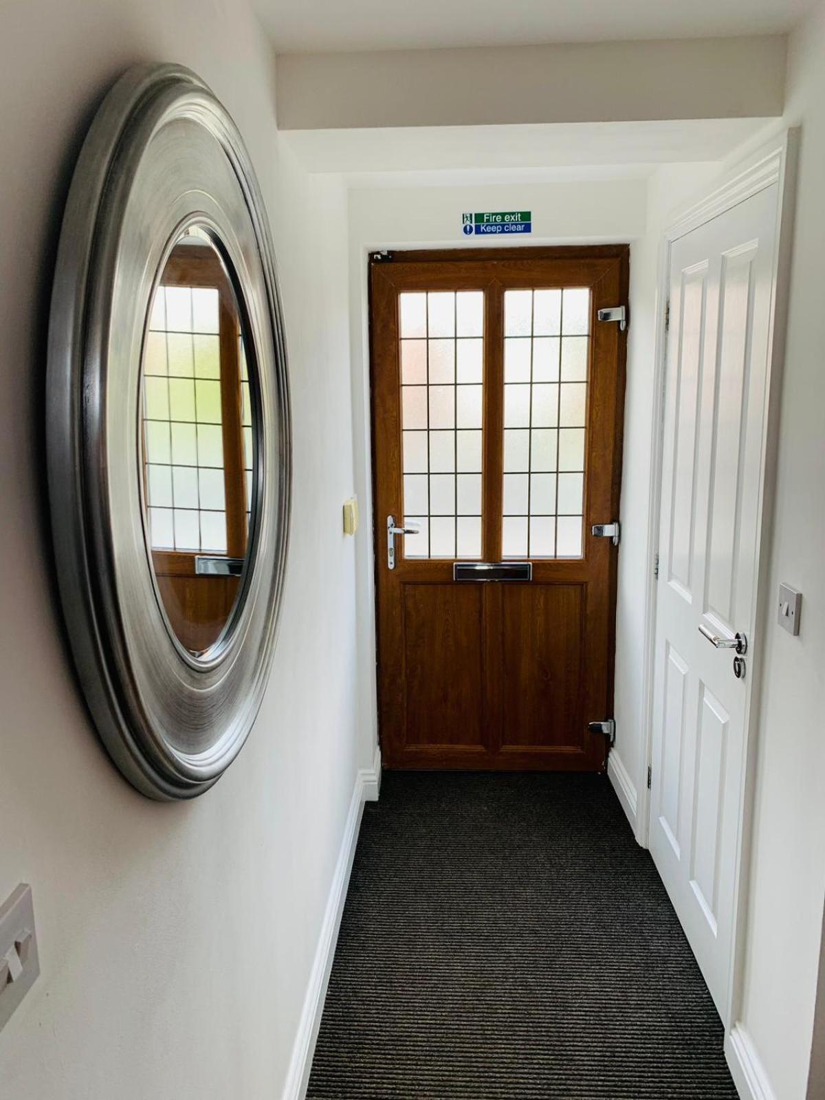 3Br House Ossett-Wakefield, Free Parking 3 Cars Wi Fi Long Stays Zewnętrze zdjęcie
