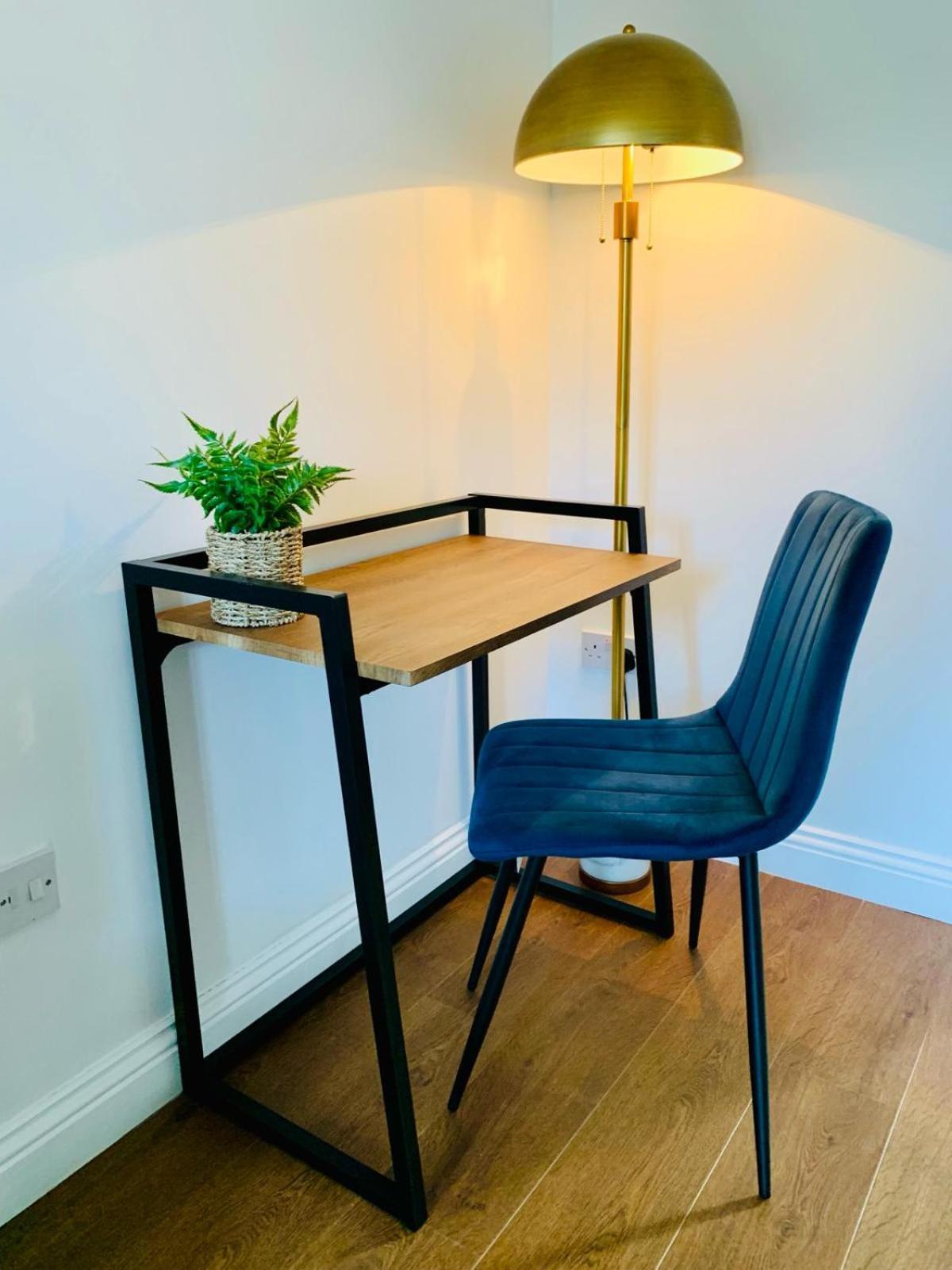 3Br House Ossett-Wakefield, Free Parking 3 Cars Wi Fi Long Stays Zewnętrze zdjęcie